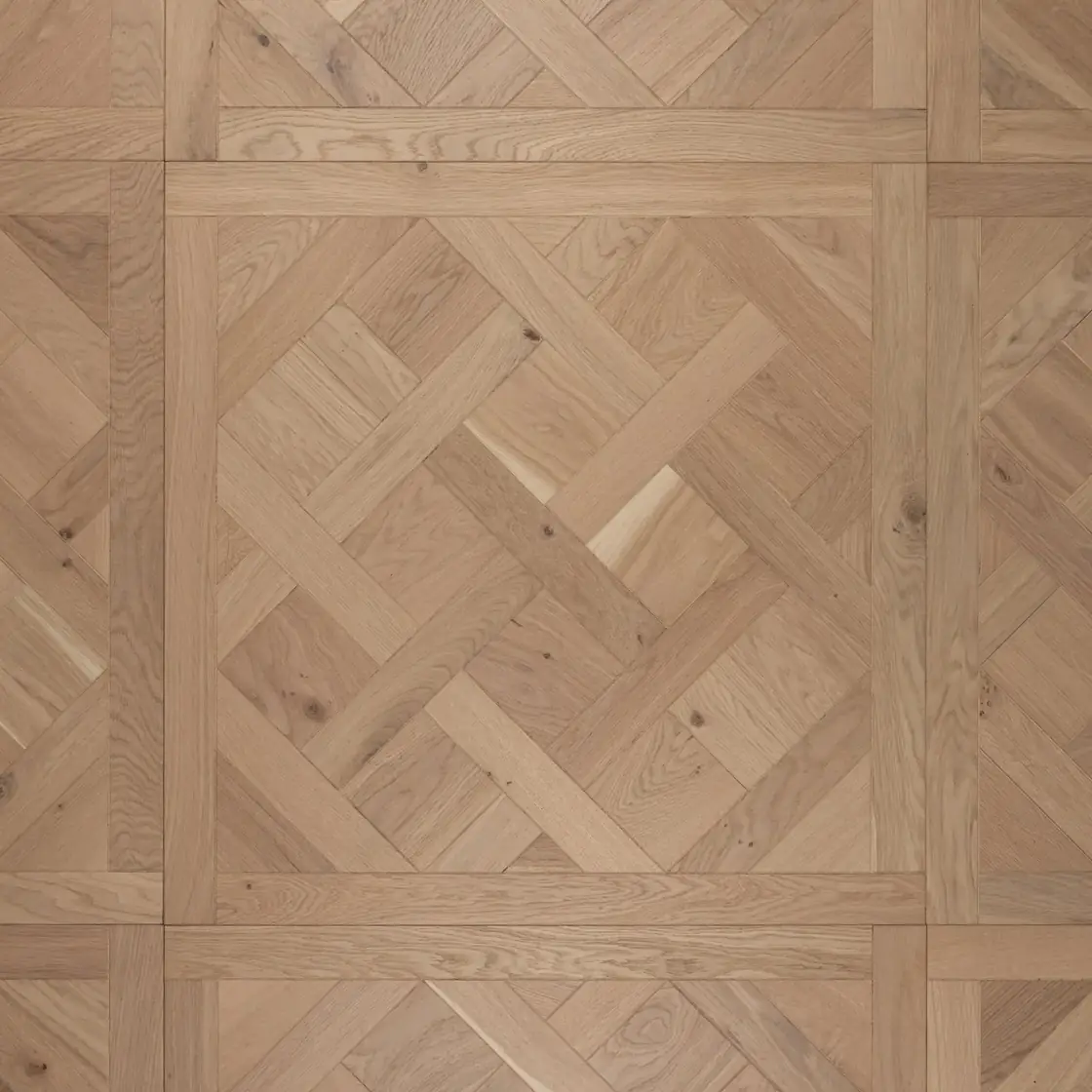 Golden Oak Versailles Panel — Invisible Matt Lacquered