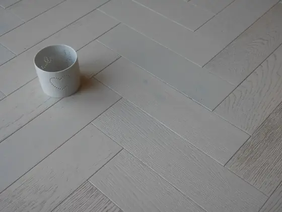 Soft Grey Herringbone — Brushed Matt Lacquered