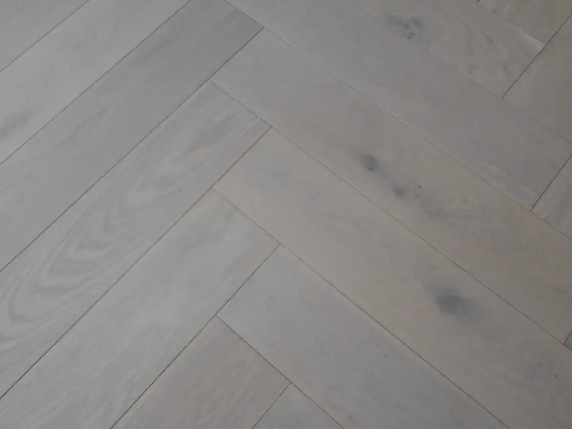 Soft White Herringbone — Oiled